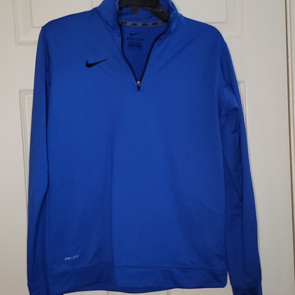 Nike Dri Fit Small Pull Over